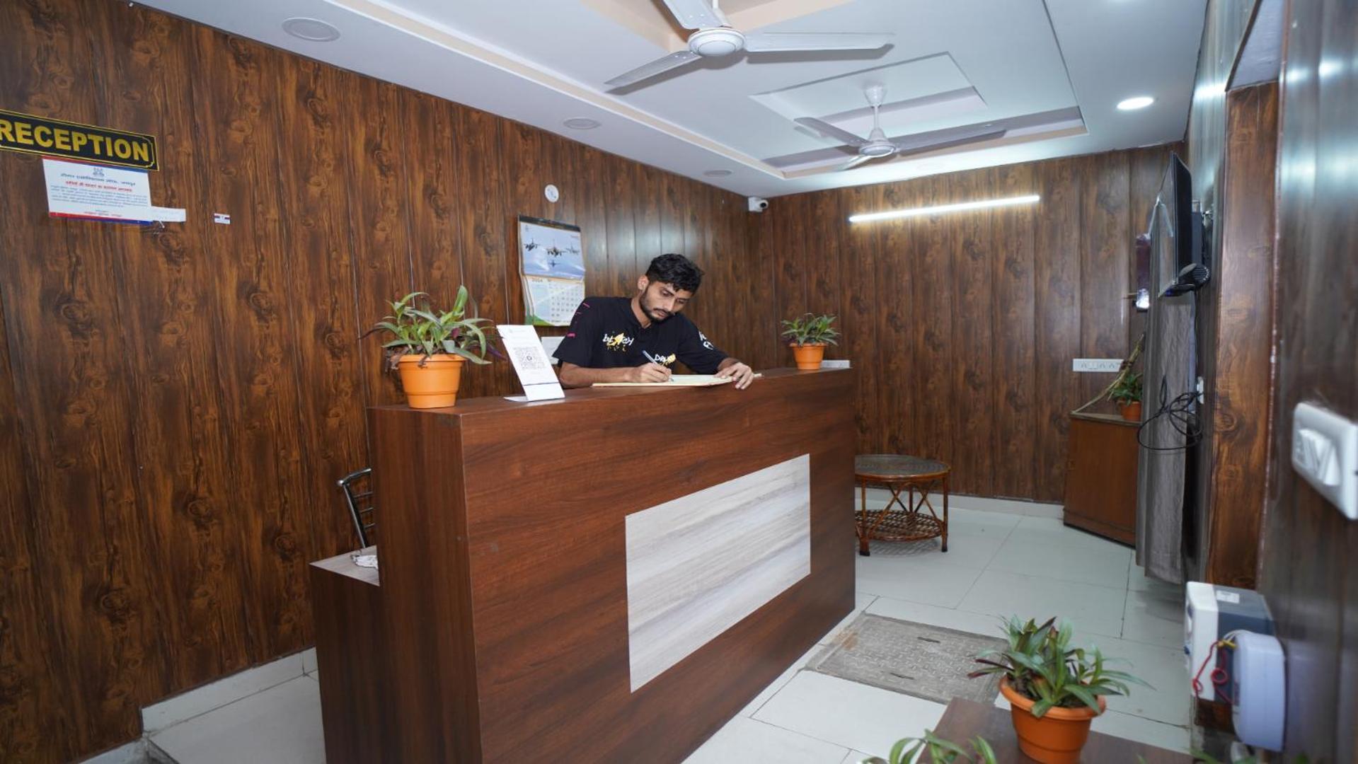 Hotel Apoorv - Near Jaipur Railway Station Luaran gambar